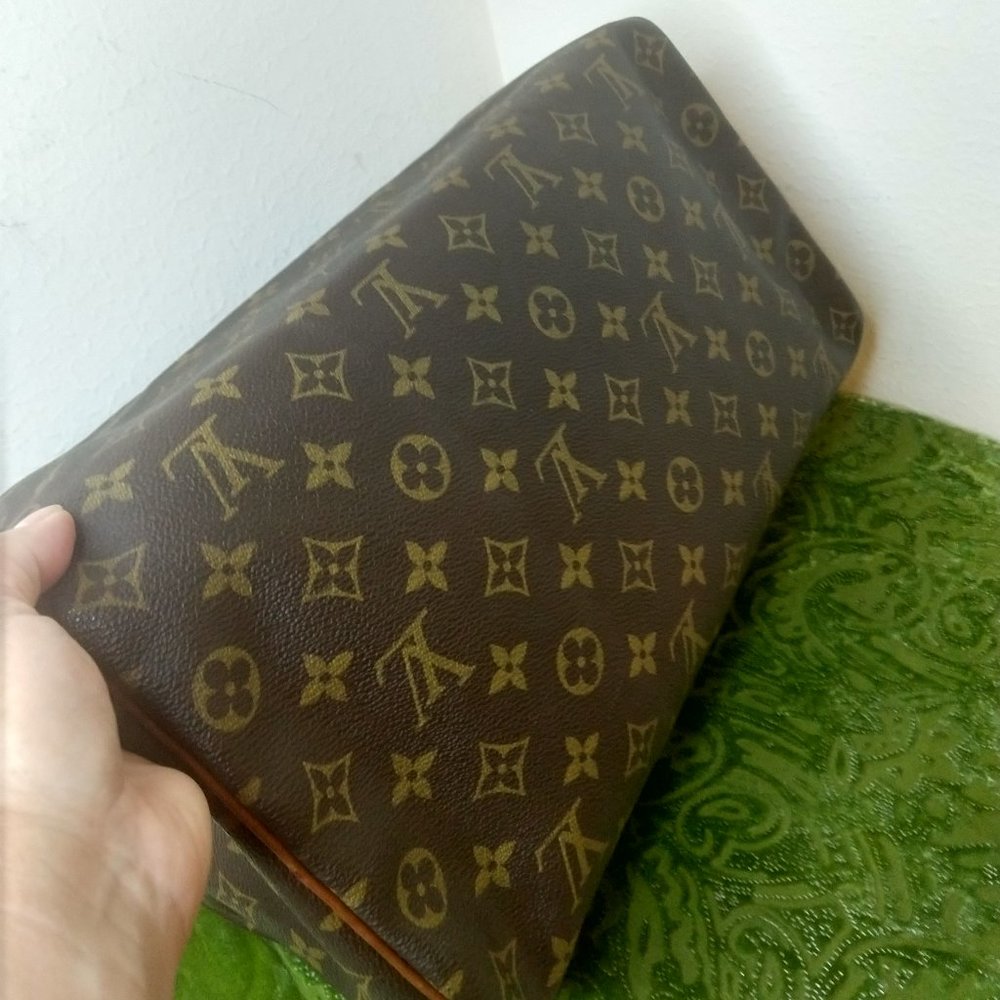Louis Vuitton Speedy 35 Monogram - Picture 12 of 15